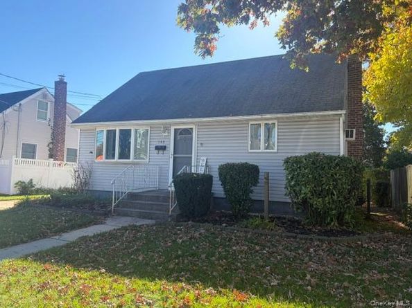 148 N Kings Avenue, Massapequa NY 11758