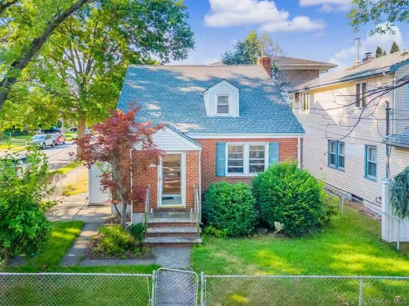 850 Washington Street, Franklin Square NY 11010