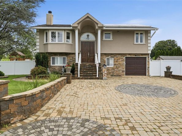 235 Eastwood Avenue, Deer Park NY 11729
