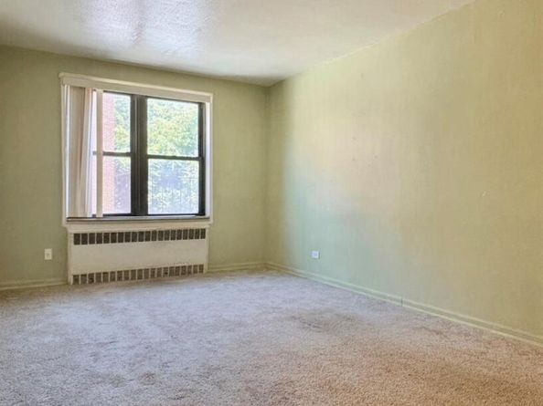 150-29 72nd 3E, Kew Garden Hills NY 11367