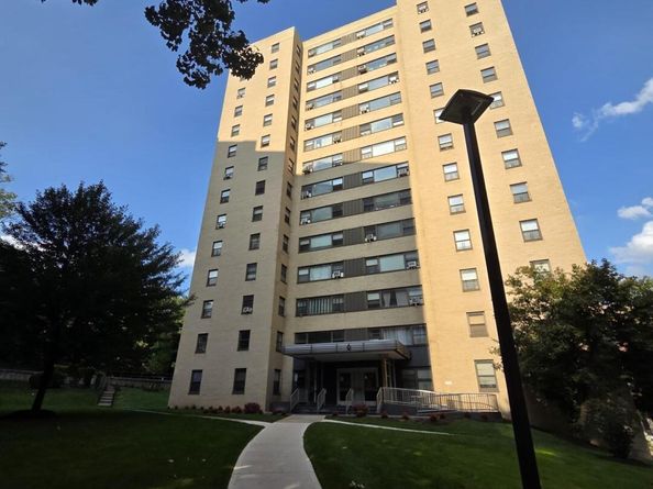 6 Fordham Hill Oval 8H, Bronx NY 10468