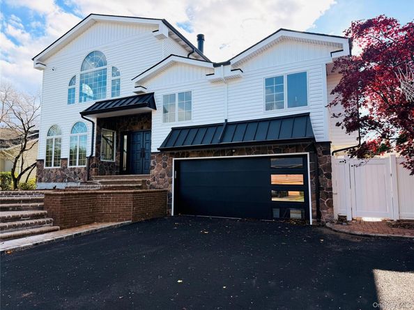 65 Mellow Lane, Jericho NY 11753