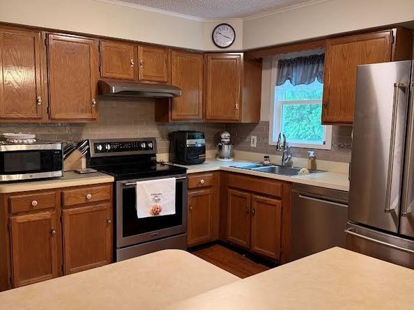 9 Fowler Avenue, Ronkonkoma NY 11779