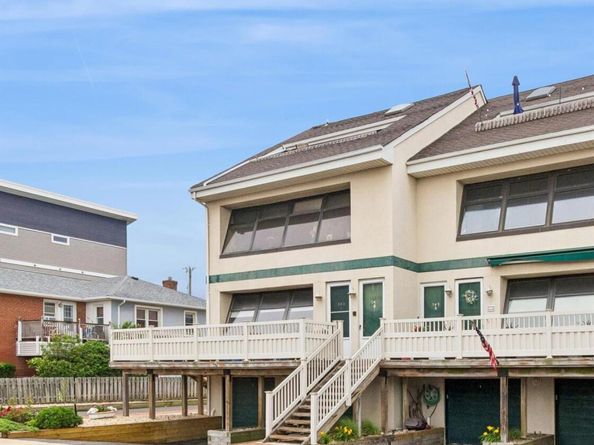 545A W Broadway, Long Beach NY 11561