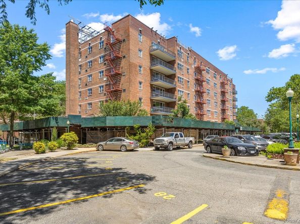88-08 151st Avenue 4G, Howard Beach NY 11414
