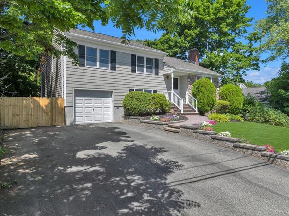 16 Meath Avenue, Huntington NY 11743