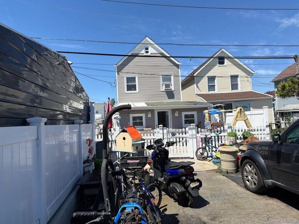 4 Bayview Avenue, Howard Beach NY 11414