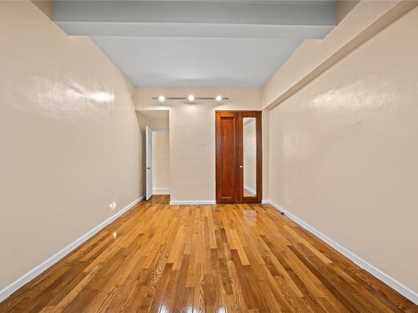 3520 Tryon Avenue 104, Bronx NY 10467