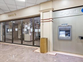 269-10 Grand Central Parkway 4V, Floral Park NY 11005
