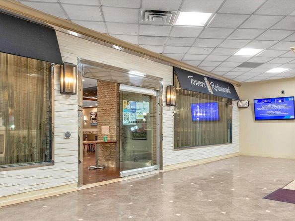 269-10 Grand Central Parkway 4V, Floral Park NY 11005