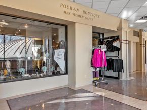 269-10 Grand Central Parkway 4V, Floral Park NY 11005