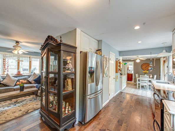 75 Upper Dock Road, Kings Park NY 11754