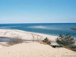 75 Upper Dock Road, Kings Park NY 11754