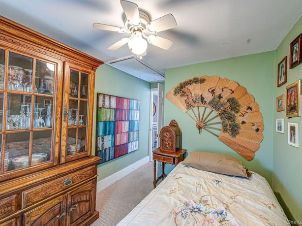 75 Upper Dock Road, Kings Park NY 11754