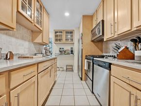 410 E Broadway 4B, Long Beach NY 11561