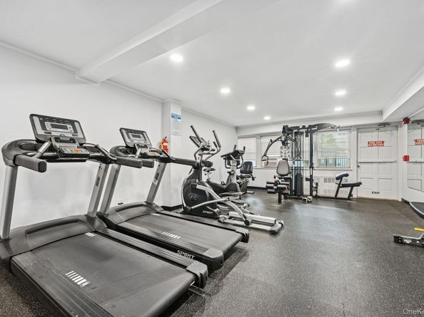 410 E Broadway 4B, Long Beach NY 11561