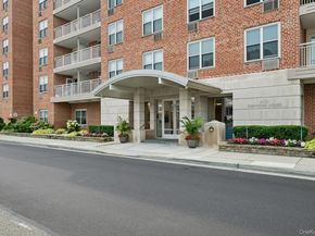 410 E Broadway 4B, Long Beach NY 11561