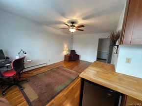 21 Bond Street 2C, Great Neck NY 11021