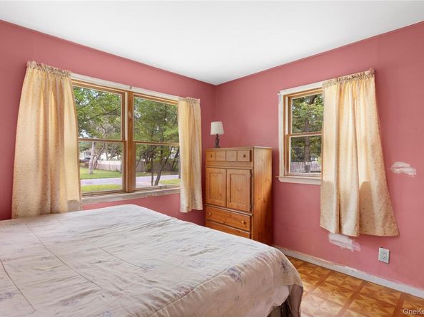 62 Margaret Drive, Coram NY 11727