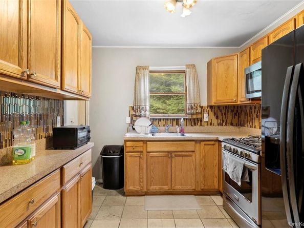 62 Margaret Drive, Coram NY 11727