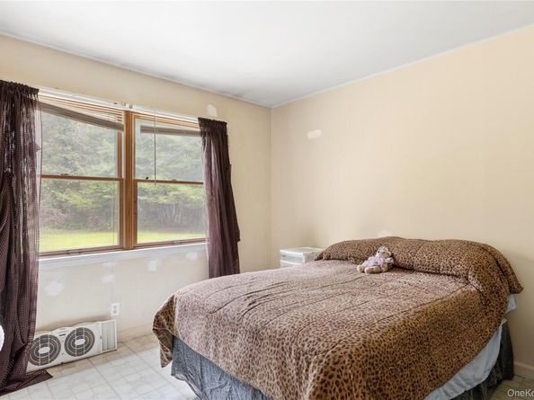 62 Margaret Drive, Coram NY 11727