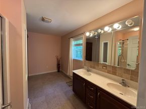 1661 OLD COUNTRY Road 500, Riverhead NY 11901