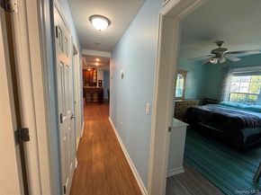 1661 OLD COUNTRY Road 500, Riverhead NY 11901