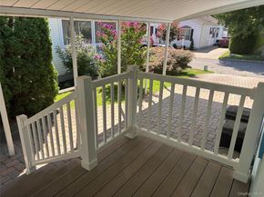 1661 OLD COUNTRY Road 500, Riverhead NY 11901