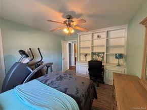 1661 OLD COUNTRY Road 500, Riverhead NY 11901