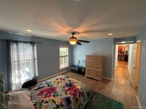 1661 OLD COUNTRY Road 500, Riverhead NY 11901