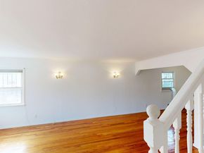 25701 149th Road, Rosedale NY 11422