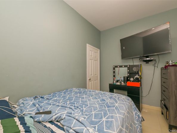 44-11/13 66 Street, Woodside NY 11377