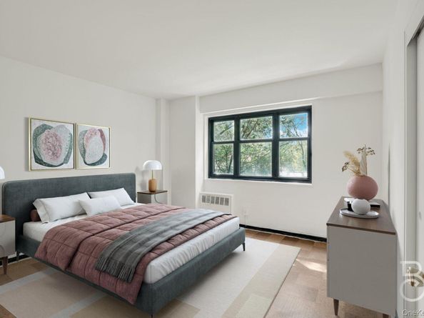 33-43 14th Street 4B, Astoria NY 11106