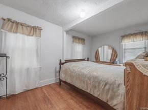 555 N 1 Street, New Hyde Park NY 11040