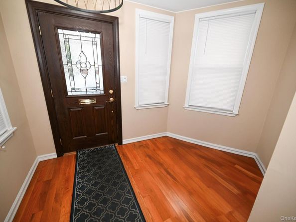 6062 Flushing Avenue, Maspeth NY 11378