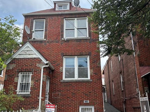 4346 Carpenter Avenue, Bronx NY 10466