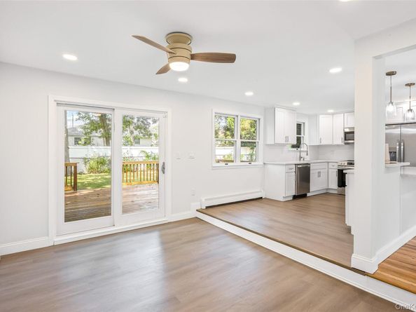 4991 Express Drive N, Lake Ronkonkoma NY 11779