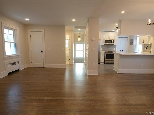 137 Hillside Place, Eastchester NY 10709