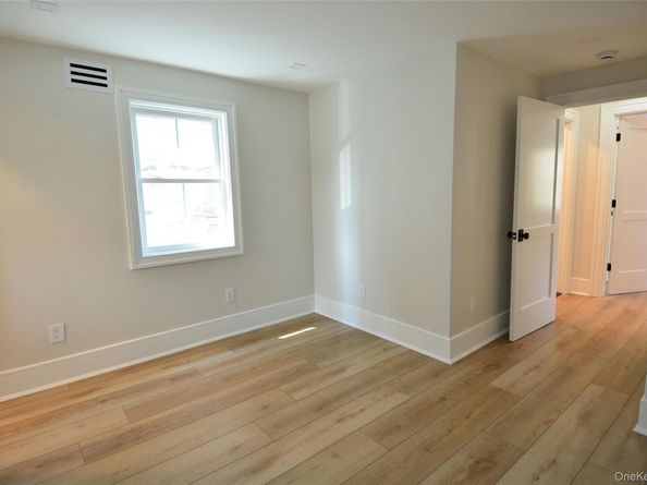 137 Hillside Place, Eastchester NY 10709