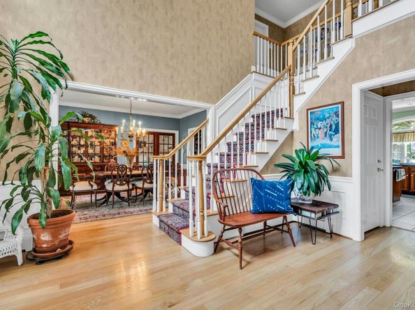55 Grasslands Circle, Mount Sinai NY 11766