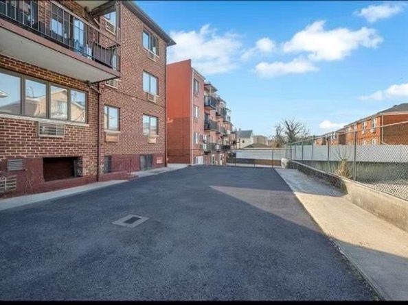 46-12 161st Street 1D, Flushing NY 11358