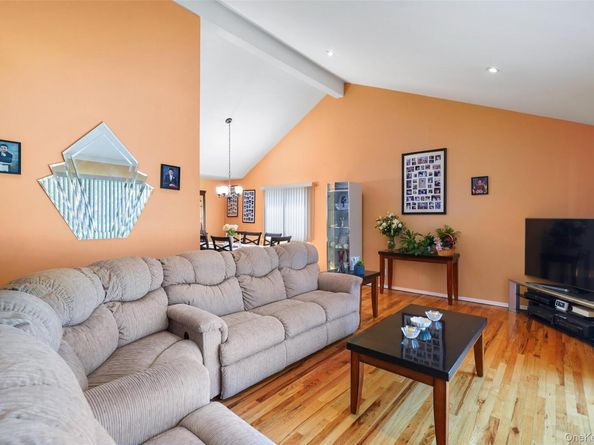 85 Vernon Drive, Scarsdale NY 10583