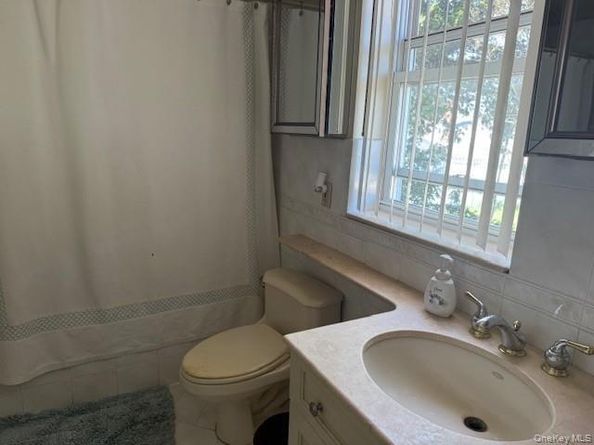 206 Belmont Parkway, Hempstead NY 11550