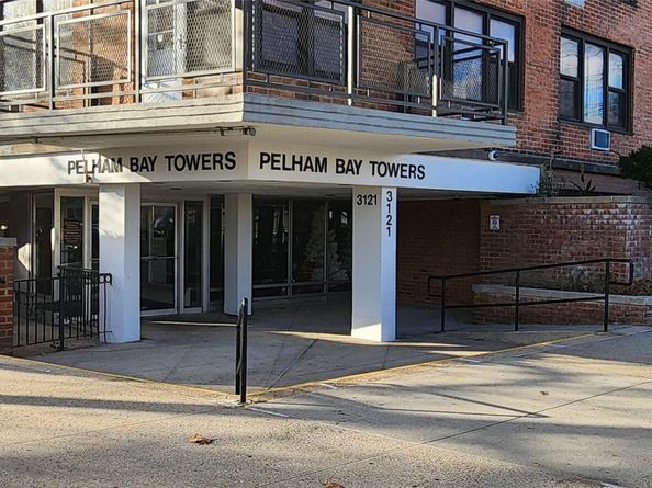 3121 Middletown Road 2K, Bronx NY 10461