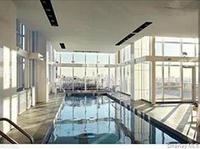 350 W 42nd Street 11L, New York (Manhattan) NY 10036
