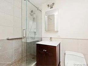 350 W 42nd Street 11L, New York (Manhattan) NY 10036