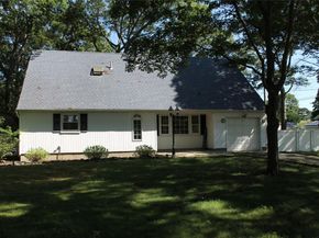 11 Roberts Road, Shirley NY 11967