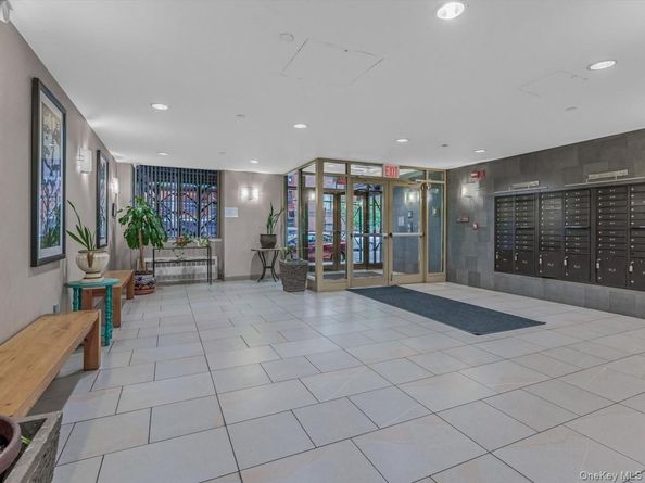 715 Fox Street 4G, Bronx NY 10455