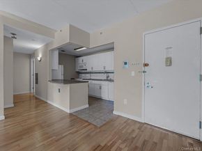 715 Fox Street 4G, Bronx NY 10455