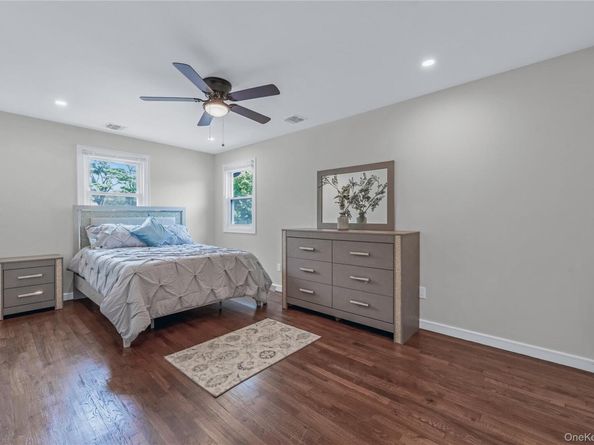 2 Polo Street, Dix Hills NY 11746
